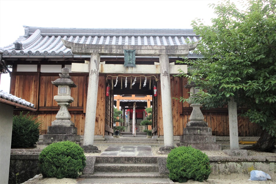 八坂神社（奈良市）　住宅街に鎮座する国作りと除疫の神様