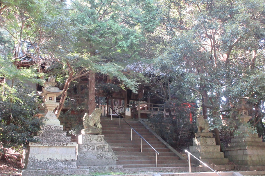 耳成山口神社（橿原市）　大和三山の耳成山を登って古代の神々を訪ねる