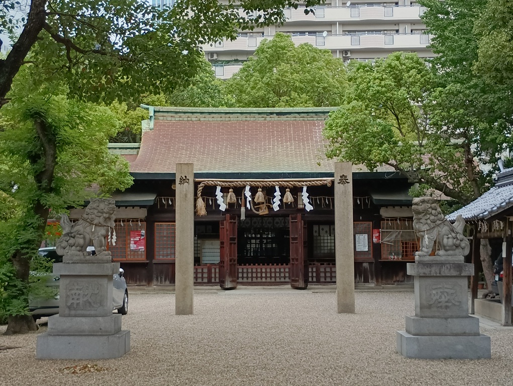 廣田神社の拝殿の写真。天照大神の荒魂を祀る神聖な場所。