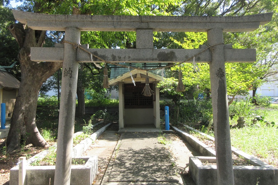 宮池大地主大明神を祀る社