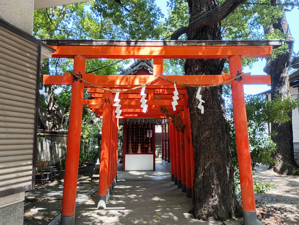 桑津天神社の稲荷社