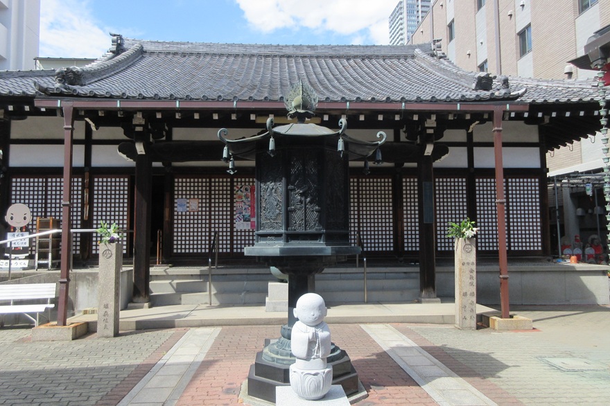 国分寺の本堂