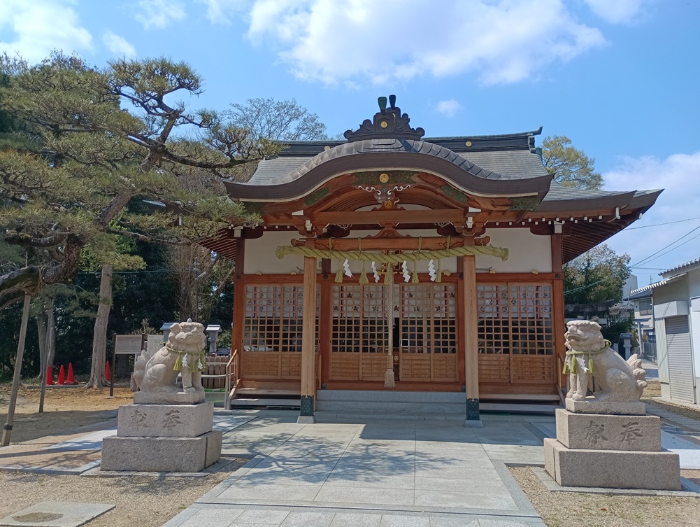 拝殿